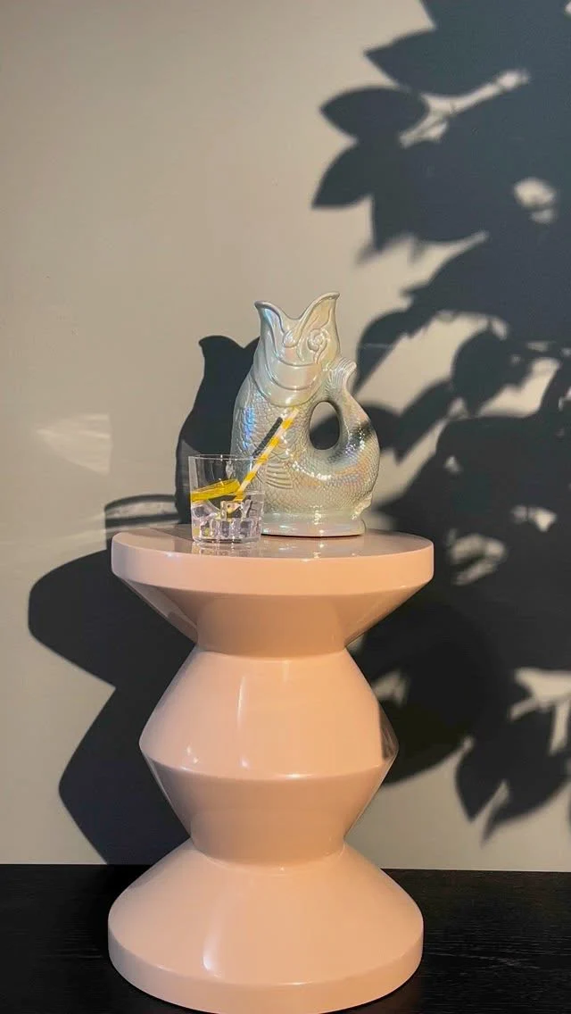 Gluckigluck - das Original aus England  Wasserkaraffe, Vase oder einfach nur ein besonderes Deko - Objekt. Wählt zwischen 3 Größen und ganz ganz vielen Farben 

#gluckigluck#vase#designs#home#summer#interior#interiordesign#garden#water#colors#presents